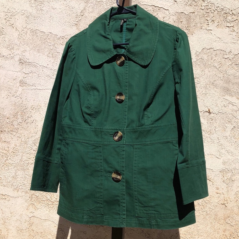 Hunter green, button jacket w/large buttons. - 512